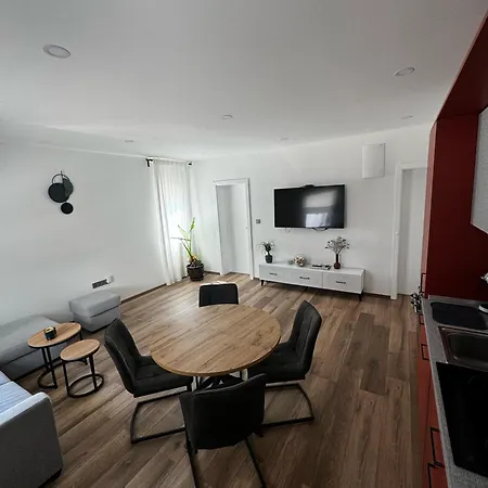 Nigo Apartmán